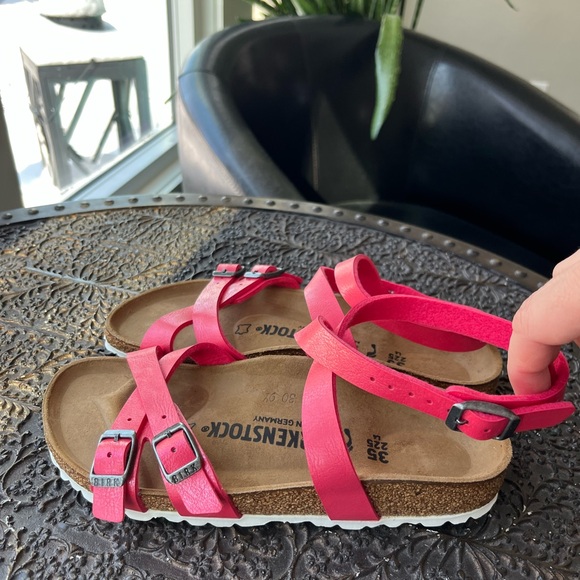 BIRKENSTOCK BLANCA SANDALS IN RASPBERRY 35 EU 4-4.5 US - Picture 2 of 7